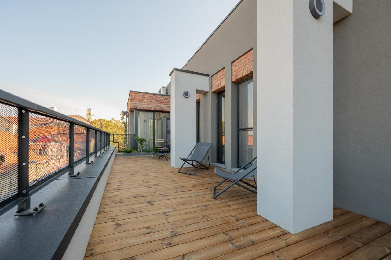 Aparthotel Calvin Oradea Exterior foto