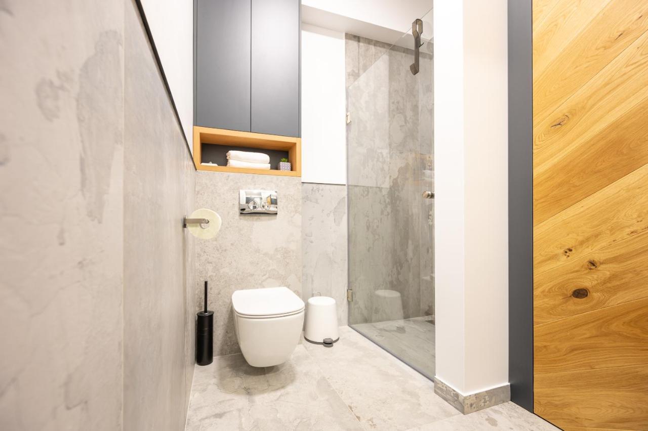 Aparthotel Calvin Oradea Exterior foto